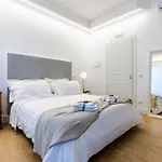 Bed and breakfast La Maison Du Charme 4*