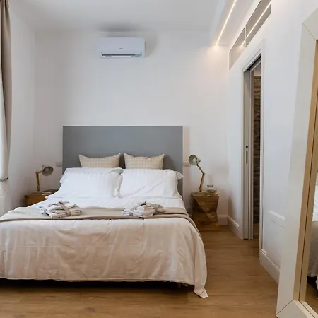 Bed & Breakfast La Maison Du Charme Rome